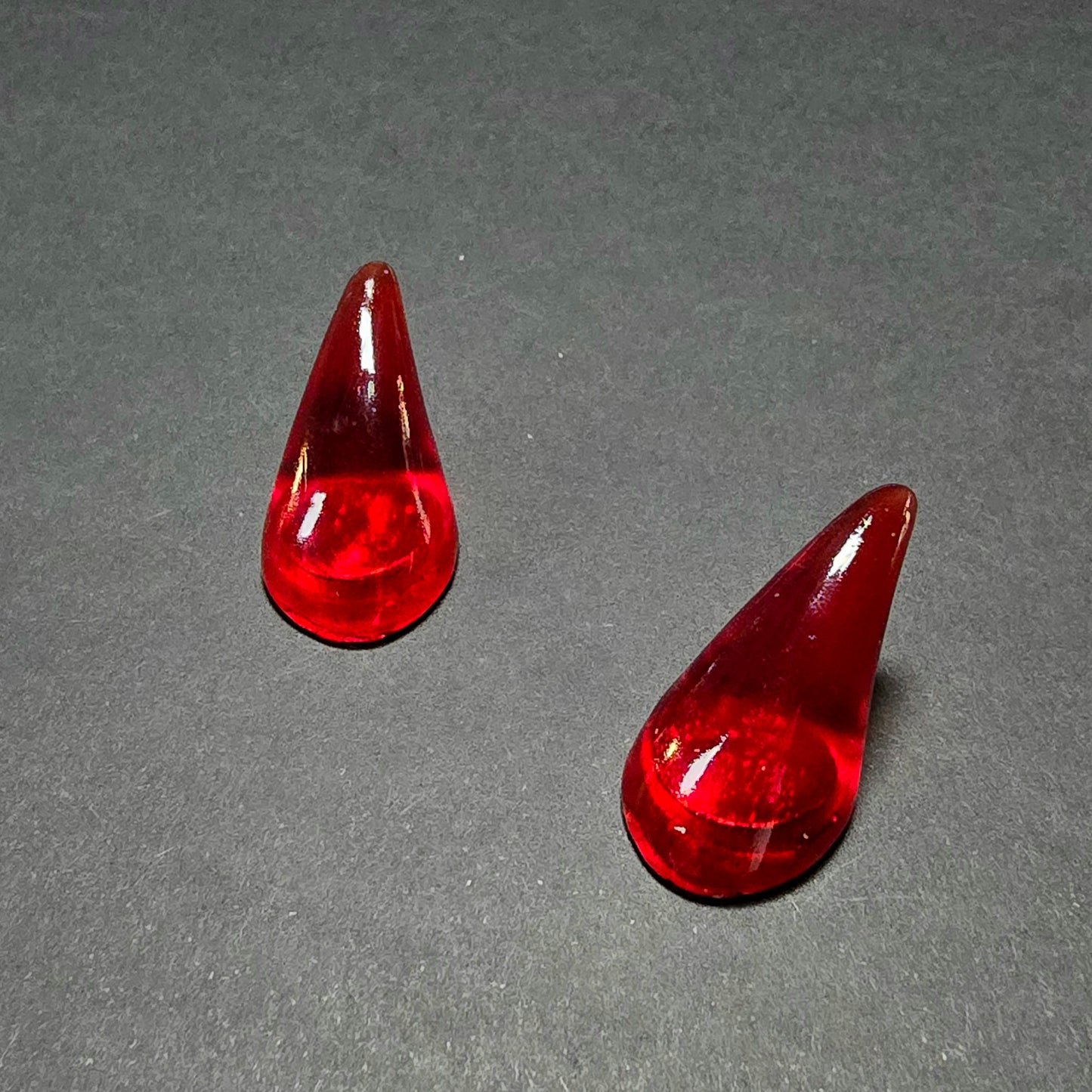 Clear Red Horns